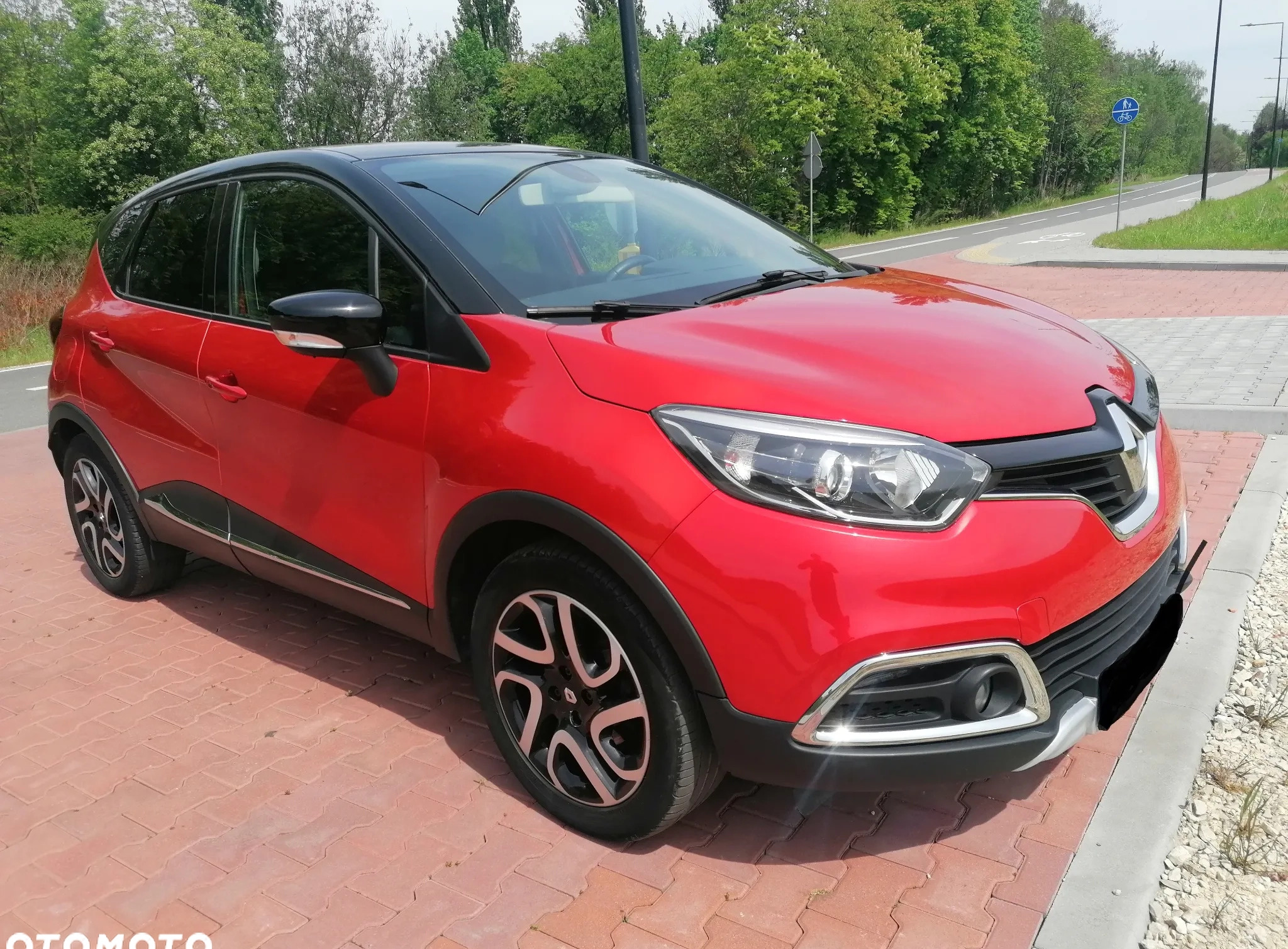 Renault Captur cena 39800 przebieg: 182000, rok produkcji 2015 z Bytom małe 277